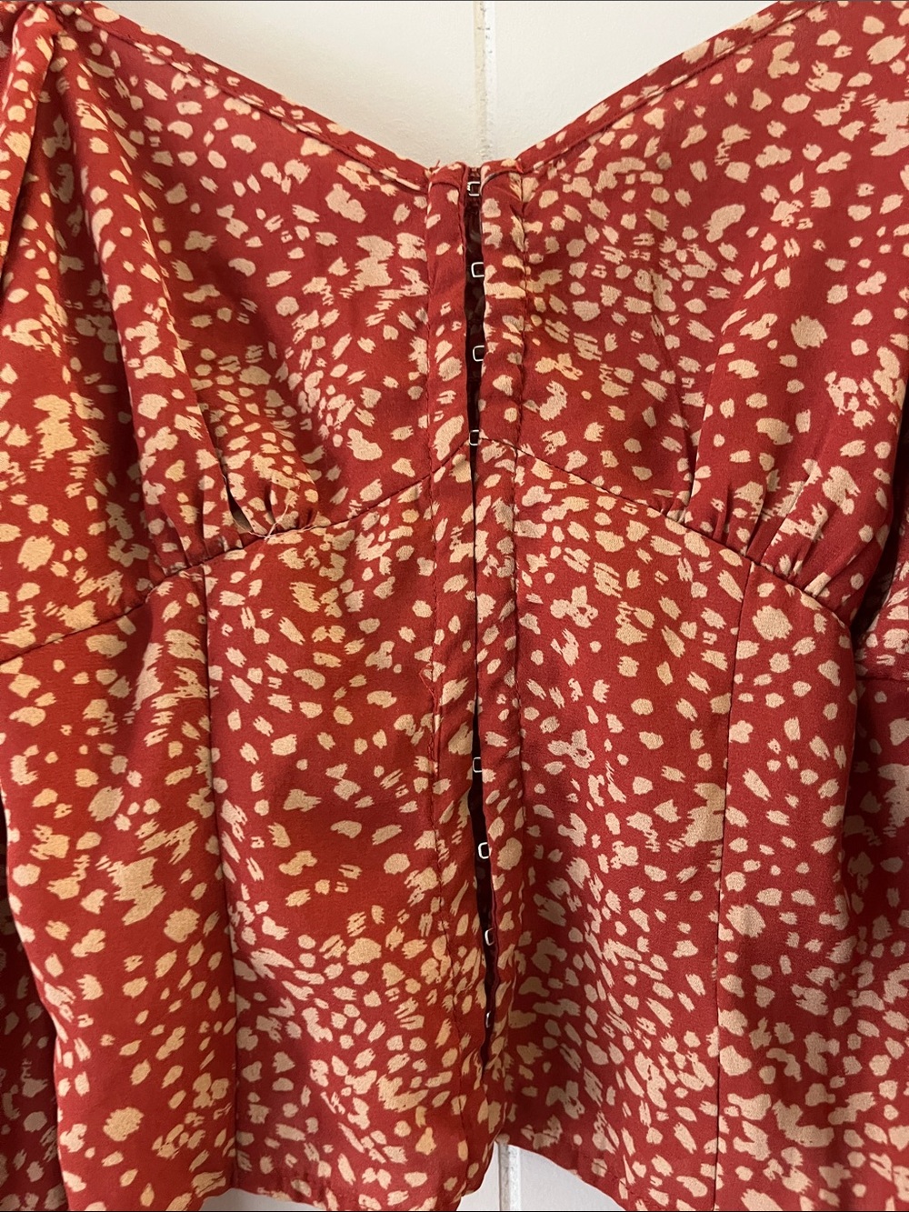 Womens Off-Shoulder Long Sleeve Crop Top - Rust Spot Print - Picture 4 of 13